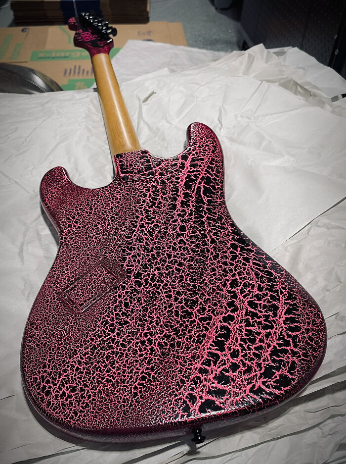 The Hell Kitty: My Own Version Of The Hello Kitty Guitar (5 Pics)