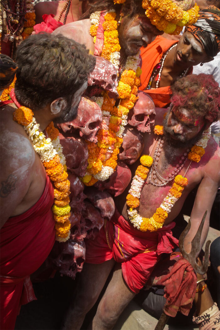 The Festival Of Ashes: Varanasi Masan Ki Holi 2023 (21 Pics)