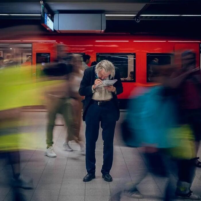 Instagram Account Shows Incredible Moments Of Street Photography