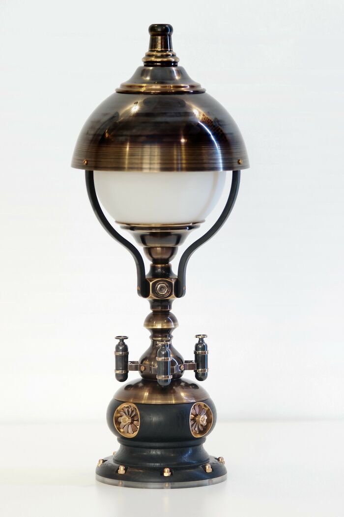 I Create Steampunk-Inspired Lamps By Combining The Past And The Future In An Aesthetically Pleasing, But Unique Style