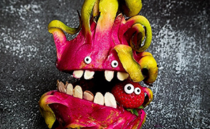 This Artist Creates Humorous Food Art By Adding Funny Faces On Top Of Her Creations (70 Pics)