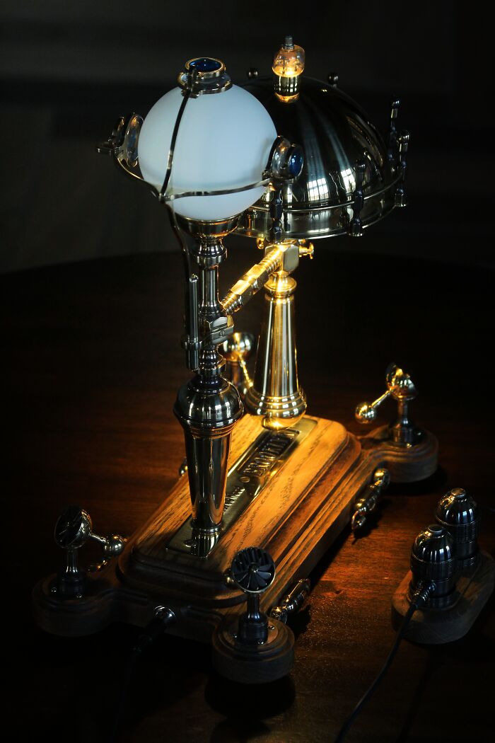 I Create Steampunk-Inspired Lamps By Combining The Past And The Future In An Aesthetically Pleasing, But Unique Style