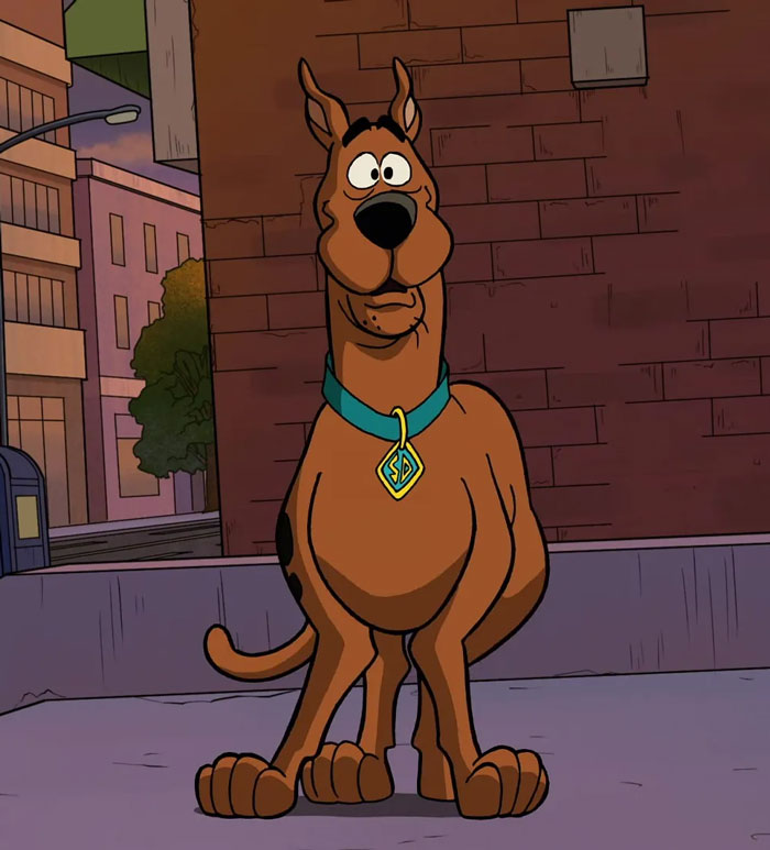 Scooby-Doo wearing green collar 