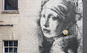 This Instagram Account Is Dedicated To Collecting 'Recreations' Of The Original Painting ‘Girl With A Pearl Earring’ By Johannes Vermeer (37 Pics)