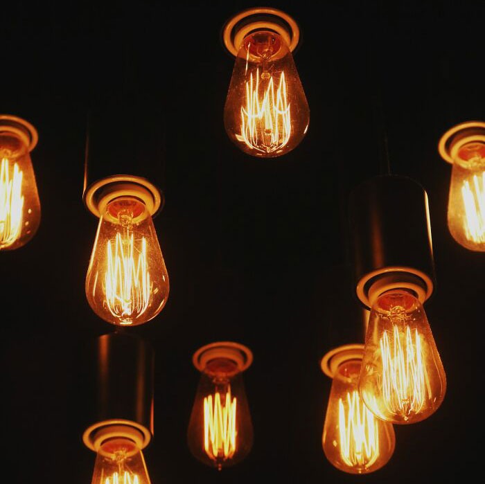 Light Up Lightbulbs 