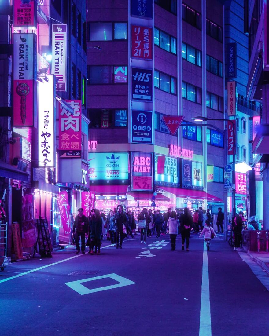 I Explored The Night Alleys Of Tokyo Under Neon Lights, And Here Are 30 ...