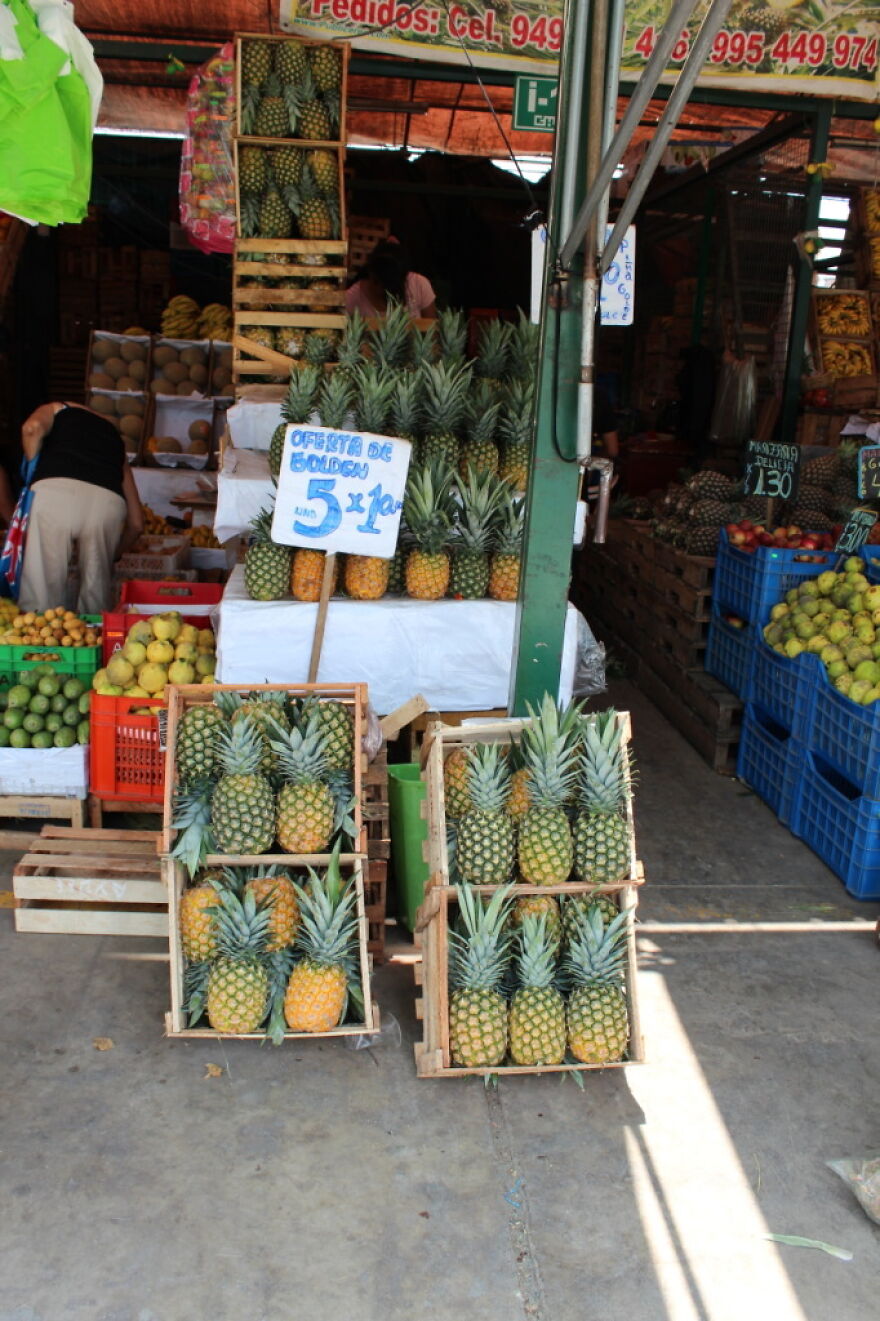 I Photographed A Day At A Wholesale Market In Lima, Peru (36 Pics)