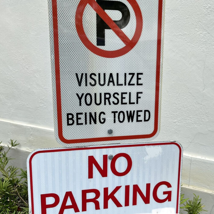 Hey Pandas, Show Me Your Funniest Street Or Parking Signs Photos