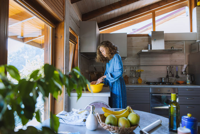 Woman’s Husband And His Sister Kept “Fixing” Her Food To The Point That She And Her Kids Would Refuse To Eat It, So She Finally Snaps