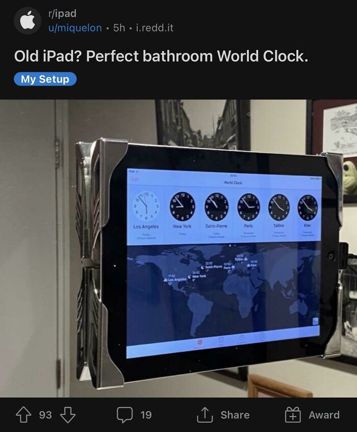 Old iPad As A Bathroom World Clock