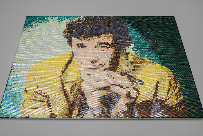 "Just One More Thing": Columbo Portrait Using 23,000 Sequins (9 Pics)