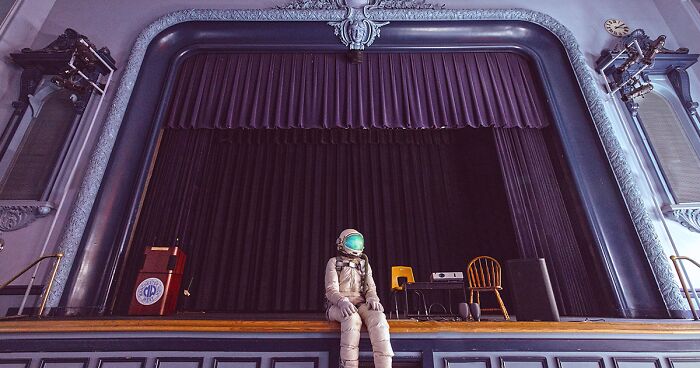 I Use Astronauts To Weave Fantastical Visual Stories Through My Photographs (70 Pics)