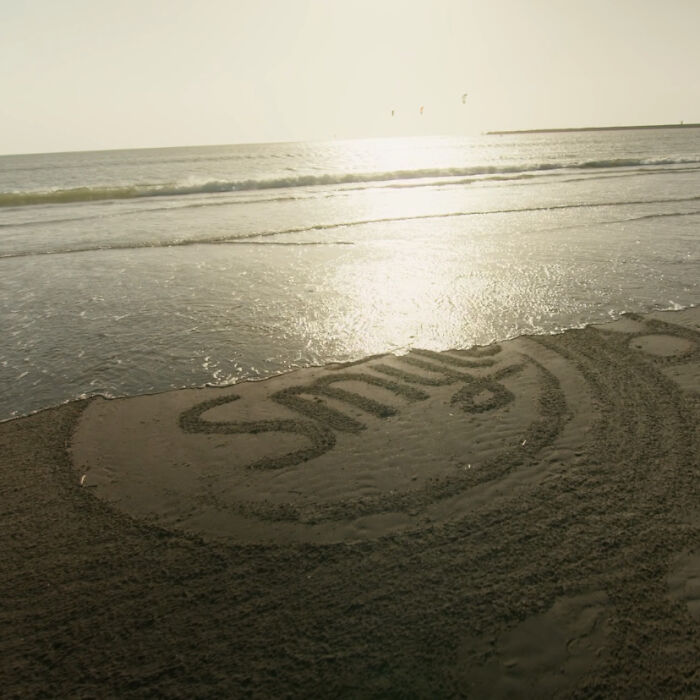 See The Cleanest Billboard In The World As It Was Made On Sand