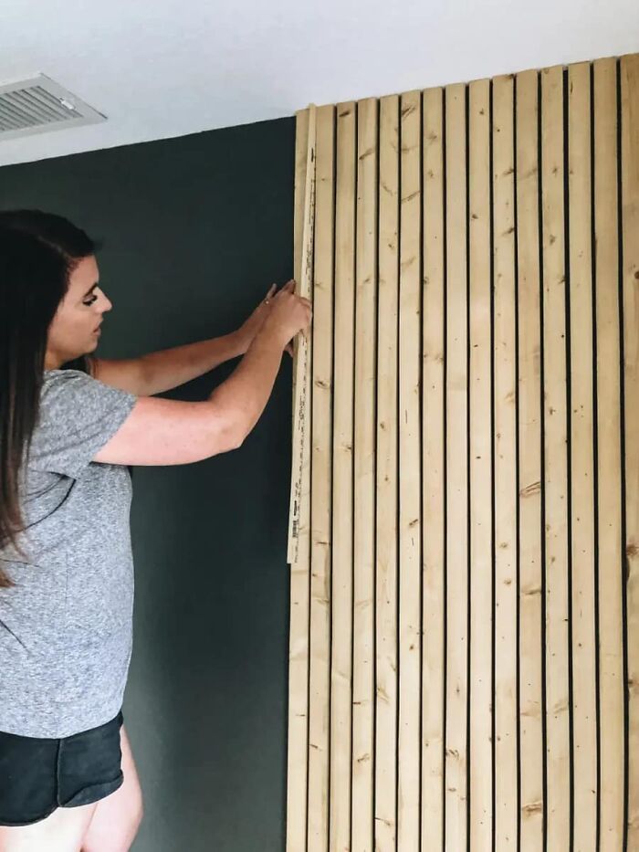 This Is A Big Design Trend Right Now & I Can’t Understand Why. I Usually See It As Bare Wood Too, So Imagine The Slivers. Not A Hard Thing To Keep Clean I Suppose, But Definitely Time Consuming And A Huge Dust Collector. Where I Live, Spiders Would Be All Over This