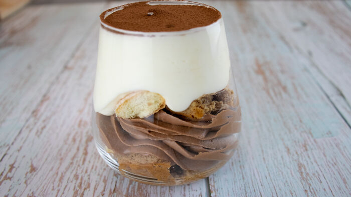 Eggless Tiramisu With Double Cream!!