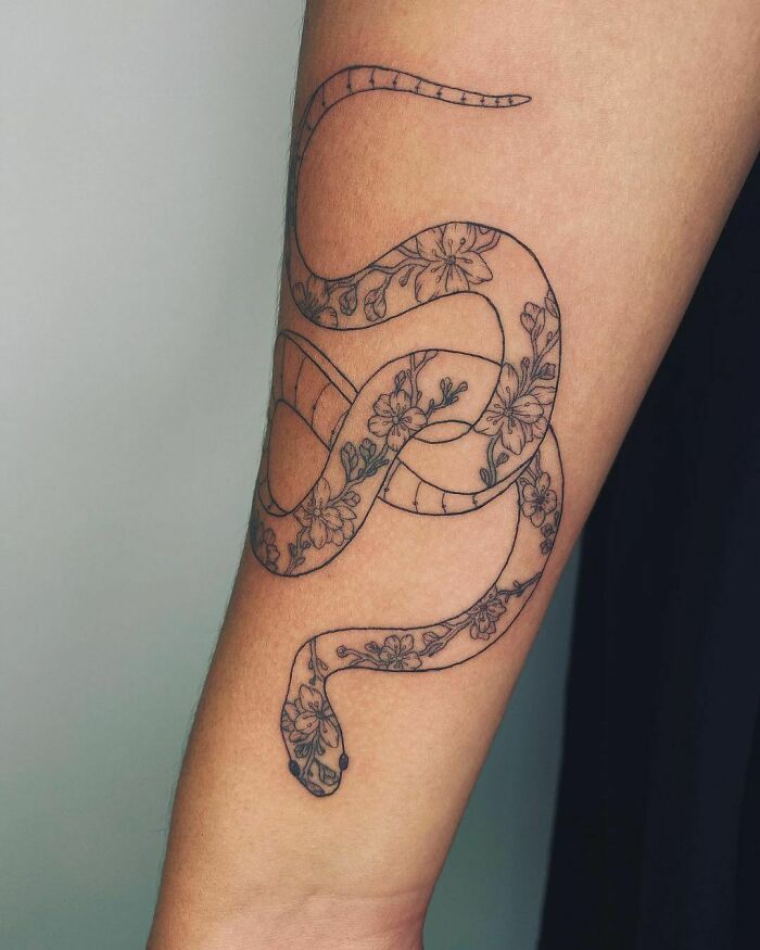 Crowley snake tattoo (Good Omens) - Snake - Magnet | TeePublic