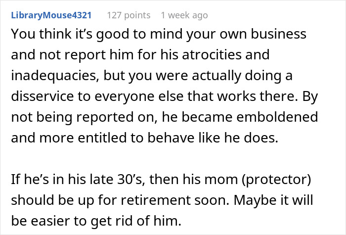 "No One Asked Me Who Put The Screen Saver On His Desk": Smug Supervisor Almost Gets Fired After An Employee Takes Petty Revenge