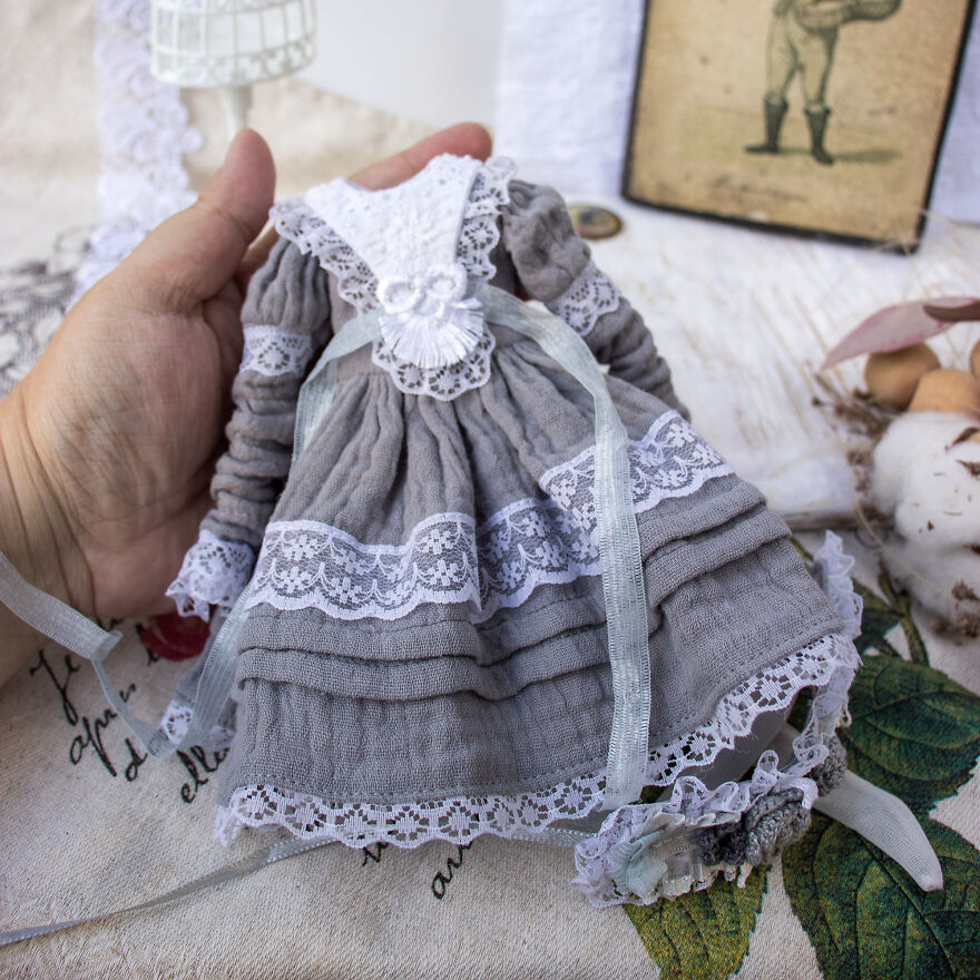 Here Are Some Of My Hand Made Dresses For Dolls (5 Pics)