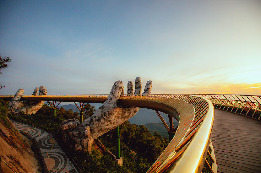 5 Enchanting Revelations Of Vietnam's Golden Bridge: Where Dreams Meet Reality (6 Pics)