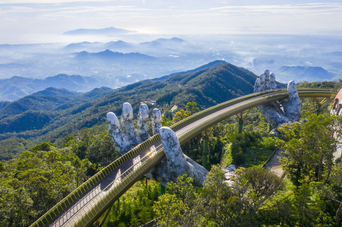 Celebrating The Fifth Anniversary Of Golden Bridge, A Modern, Man-Made Wonder Of The World (5 Pics)