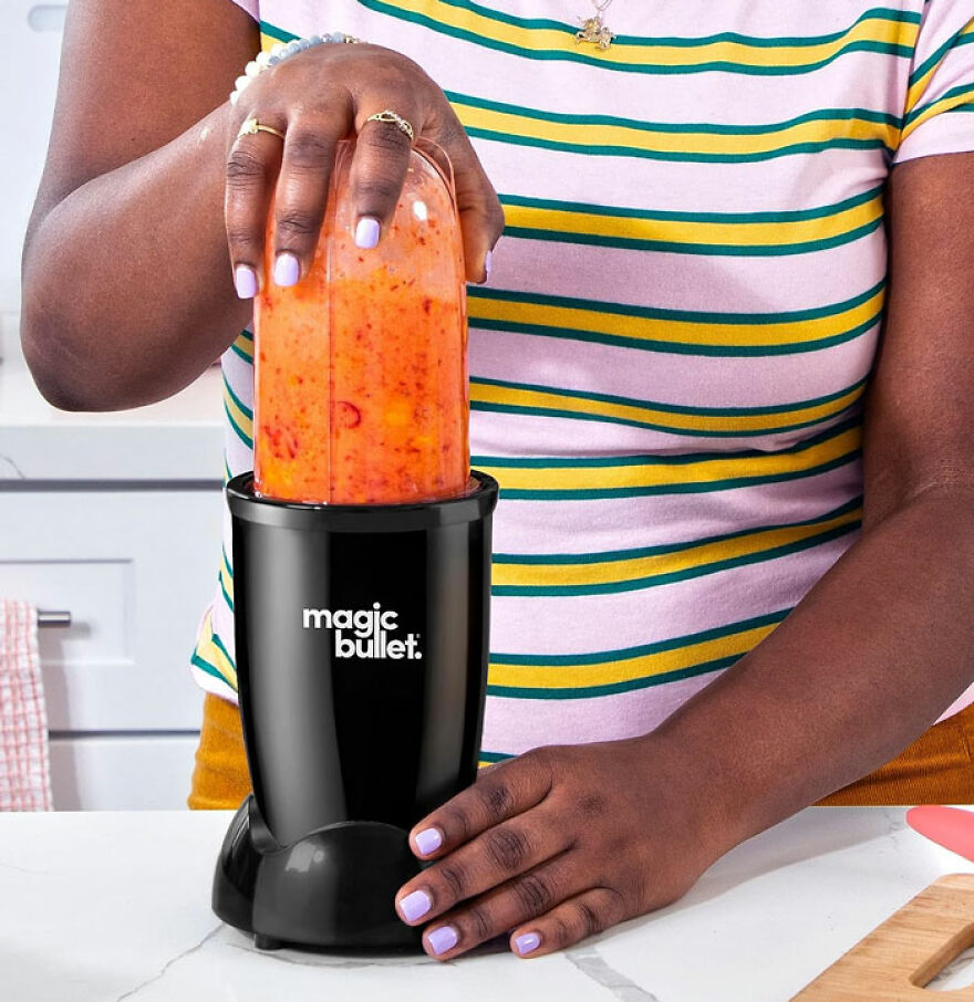 Blender: Blend it all together with ease for perfect smoothies, sauces, and plant-based creations.