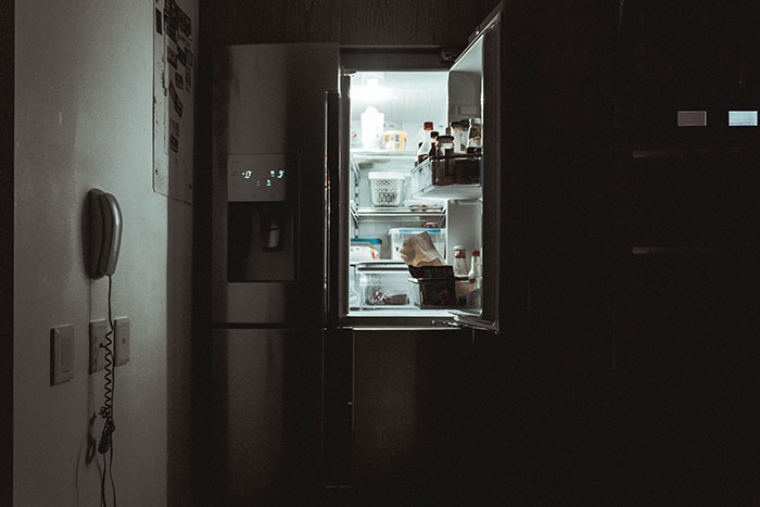 Guy Refuses To Stop Stealing Roommate's Food, Loses It When They Start 'Experimenting' With It