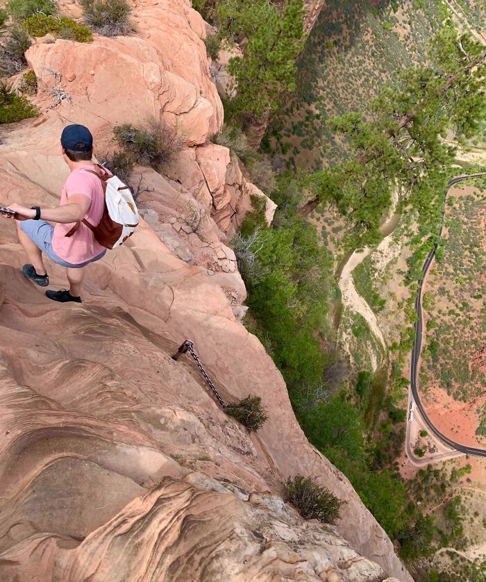 My Husband Faced His Fear Of Heights And It Was Worth The View (Angels’ Landing, Zion National Park)