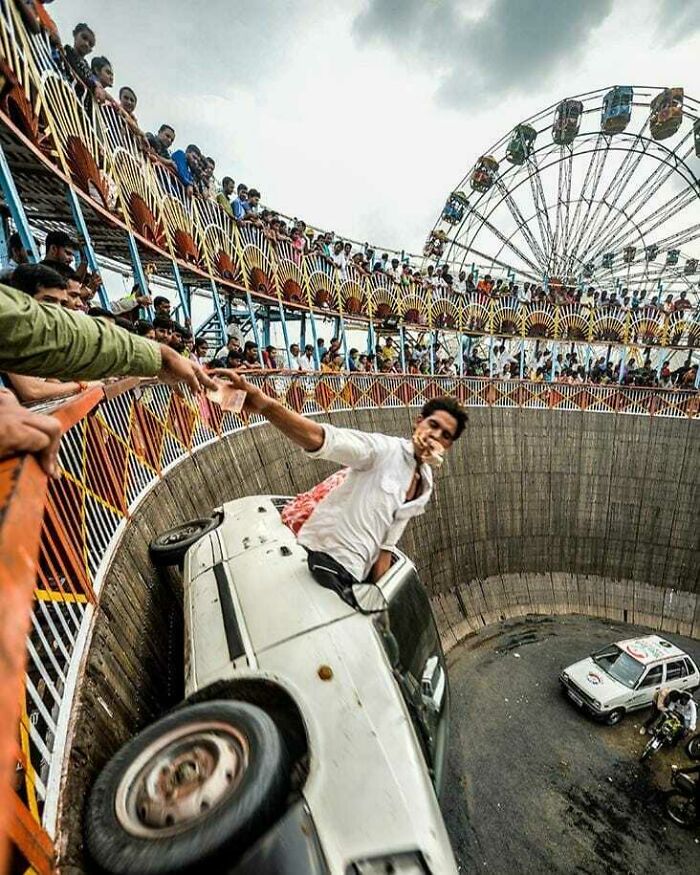 Stunt Drivers Raking In Cash On The Wall Of Death, Motordrome In India. Photo By Siddharth Kaneria