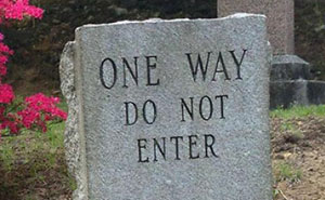 Rest In Pieces: 30 Hilarious Tombstones That Deserve To Be Shared