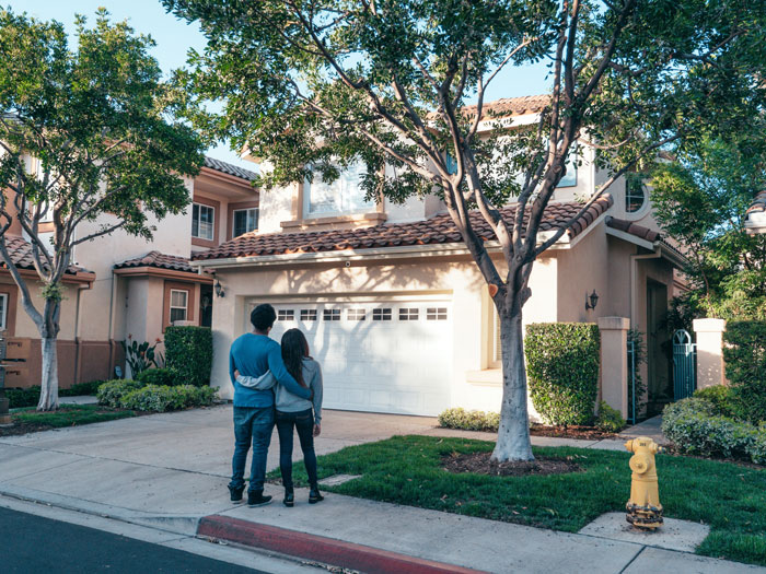 Woman Questions Whether It Was Jerkish Not To Put BF On Her House’s Title, Shares A Surprise Ending