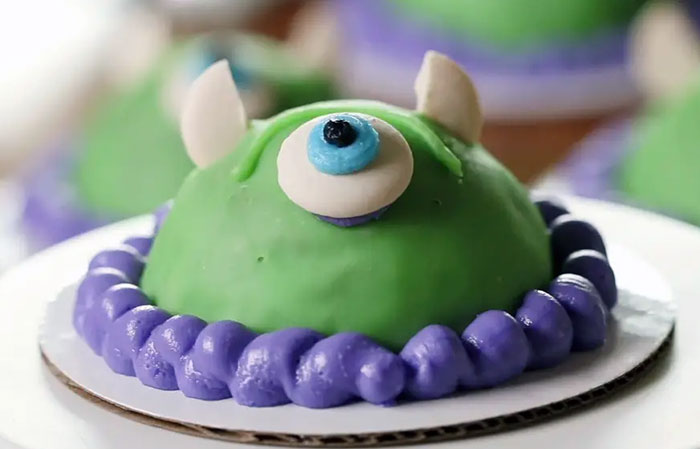 Mike Wazowski Dome Cakes