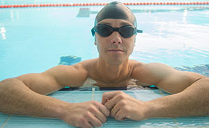 Man Forced To Explain To Police Why He’s At The Pool After Entitled Dad Thinks The Worst Of Him