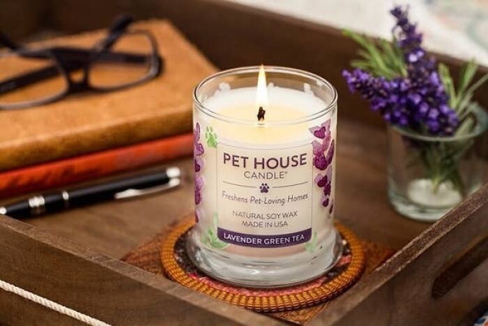 A Pet House Candle Perfect For Keeping Your Home Smelling Fresh And Clean. This Babe Can Burn For About 60-70 Hours And Is Paraffin-, Dye-, And Allergen-Free