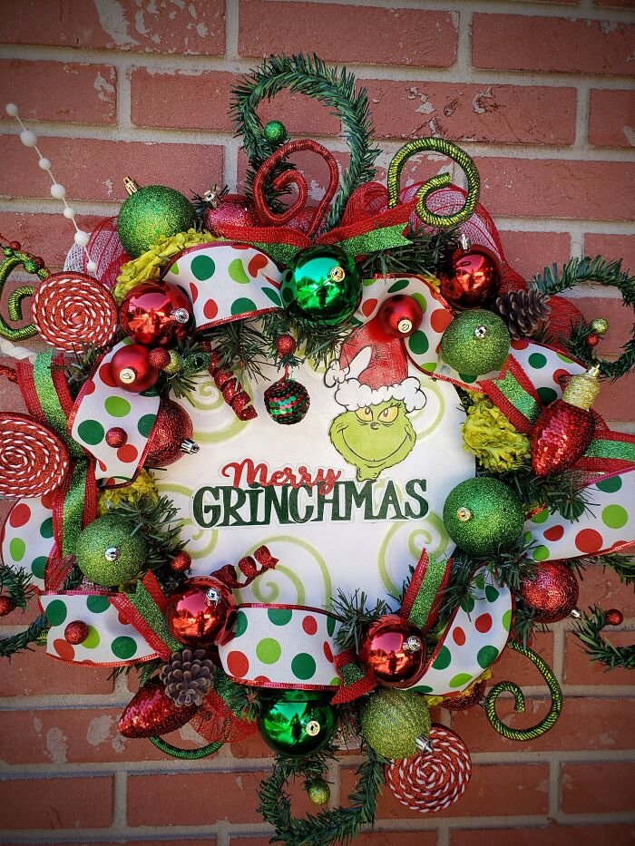 Grinch Christmas Wreath