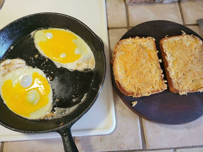 So, I Like Fried Egg Sandwiches With Ketchup, But Hate The Way Ketchup Makes The Bread Soggy. My Solution? A Cheese Crust On The Inside Faces Of The Bread