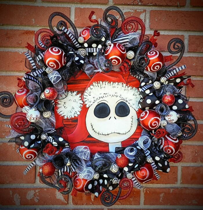 Nightmare Before Christmas Hand Painted Holiday Decorations (14 Pics)