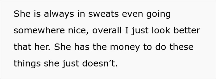 25 Y.O. Keeps Blaming "Pretty Privilege" For Sister's Success, Gets A Reality Check