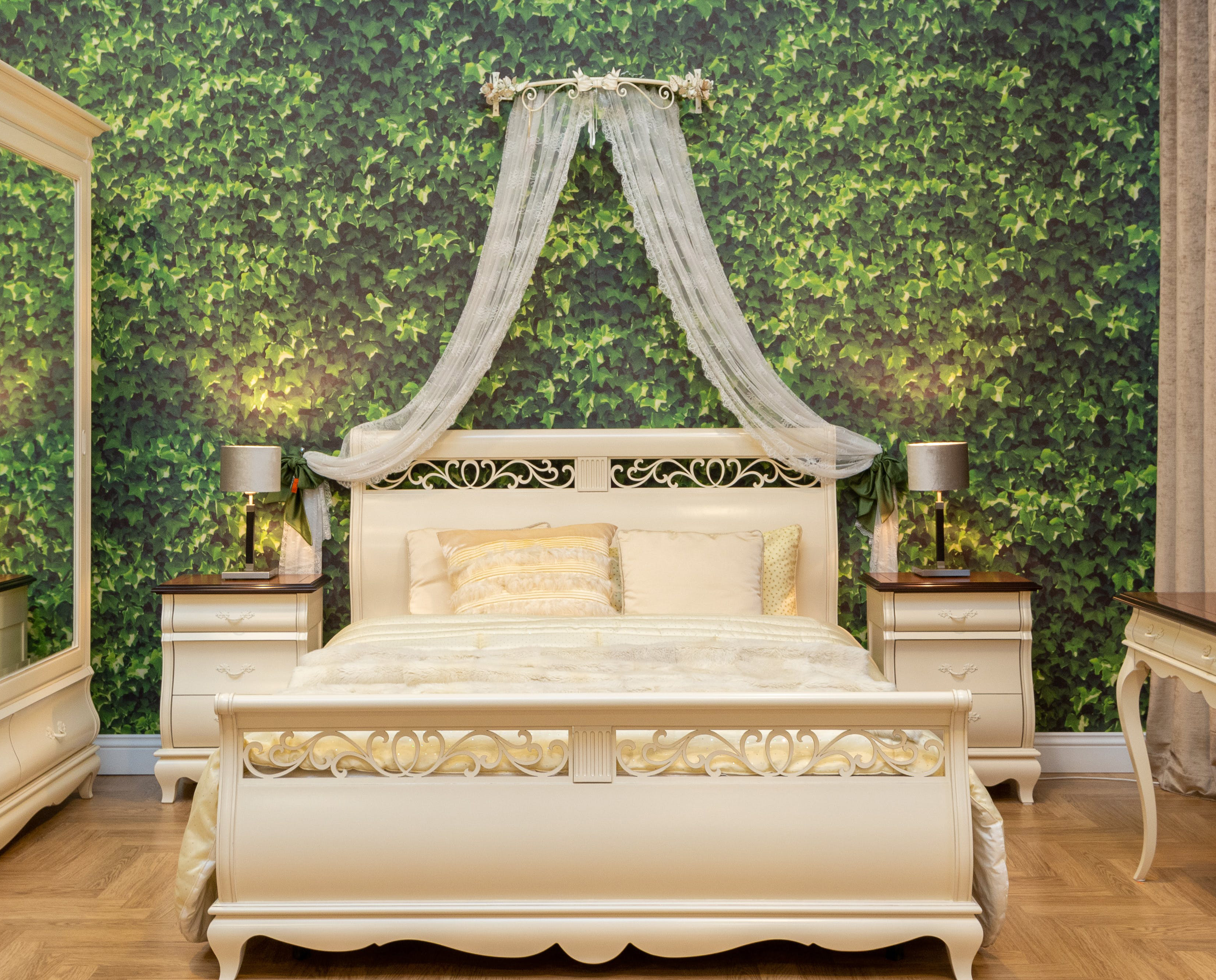 Beige headboard bedroom ideas