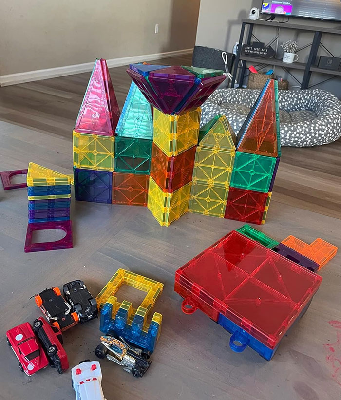 60 PCS 3D Magnetic Blocks Tiles: An engaging and educational gift that promotes STEAM learning while providing endless fun.