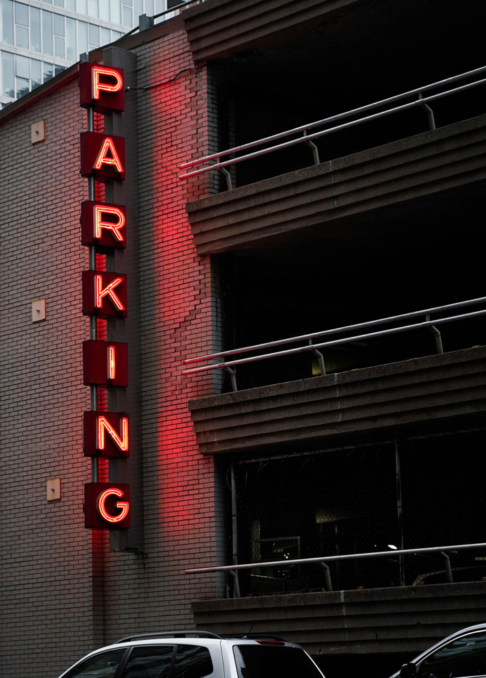 Karma Acts Quick As Parking Spot Thief Faces Consequences For His Extreme Rudeness