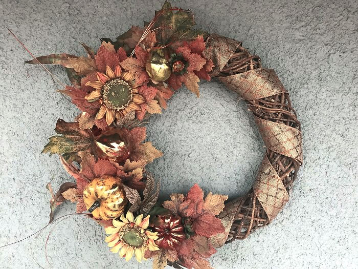 Made Another Fall/Thanksgiving Wreath For Someone. After This One Time To Start On My Christmas Wreaths