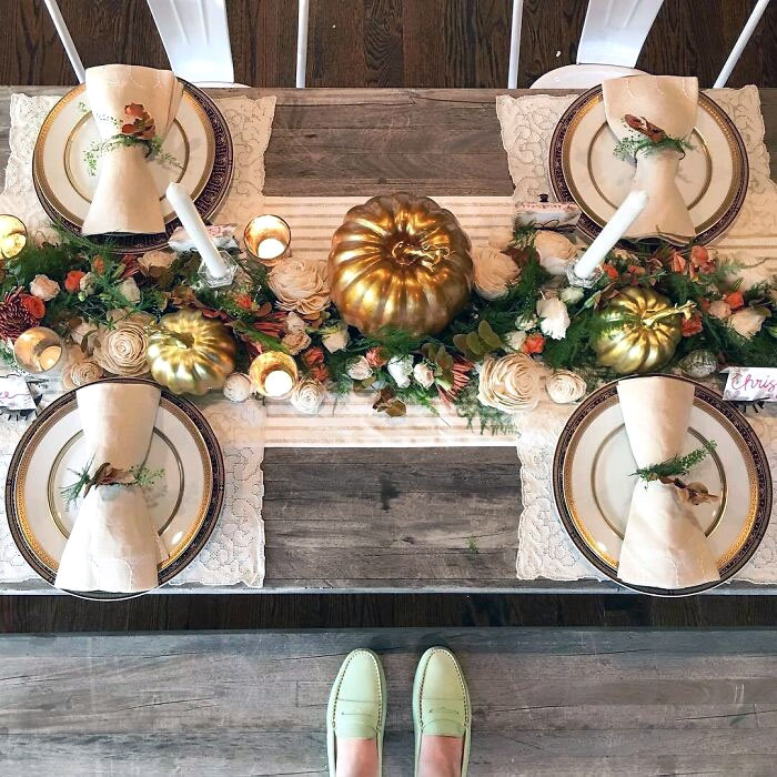 Thanksgiving Table Garland And Lots Of Turkey