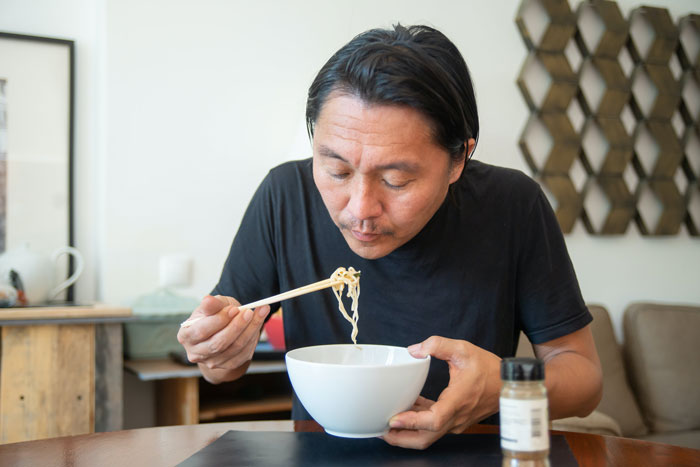 Stepdad Eats All Of 12 Y.O.’s Imported Noodles Without Permission To Make A Point, Mom Loses It