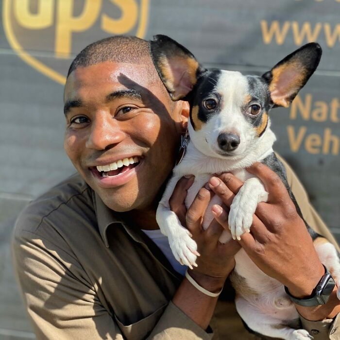 UPS Delivery Man Makes A Point Of Greeting Every Dog He Encounters (New Pics)