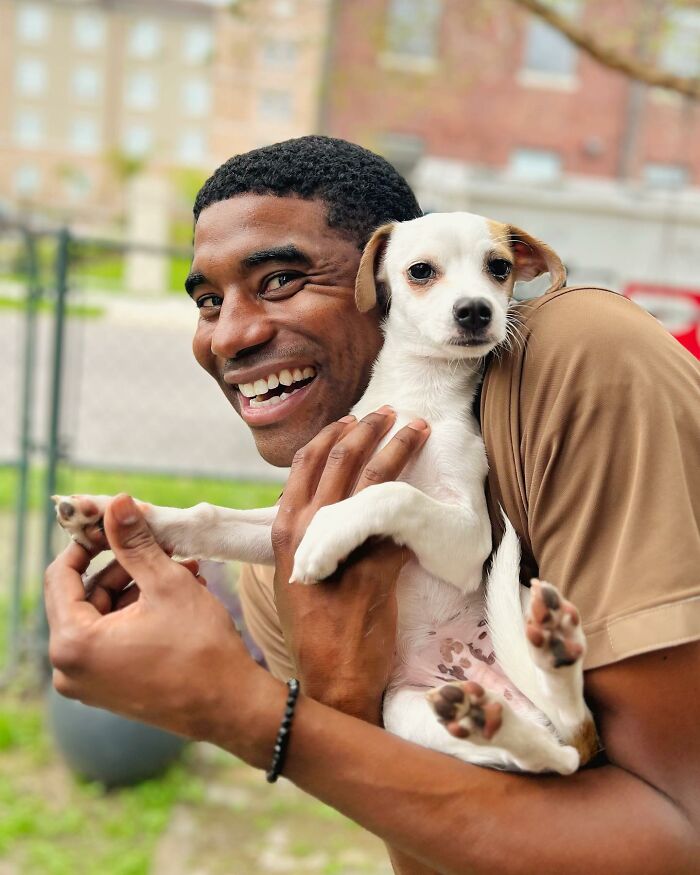 UPS Delivery Man Makes A Point Of Greeting Every Dog He Encounters (New Pics)