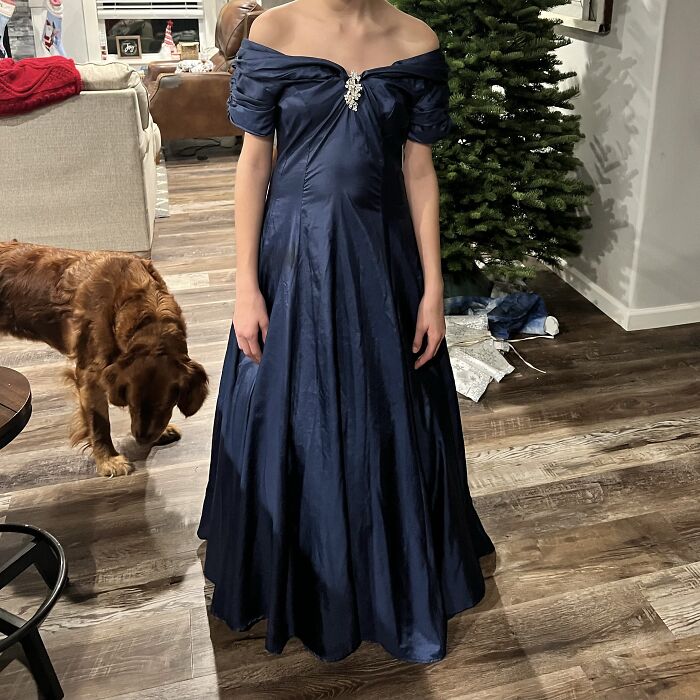 Hey Pandas, Post A Picture Of One Of Your High School Winter Formal Dresses (Closed)