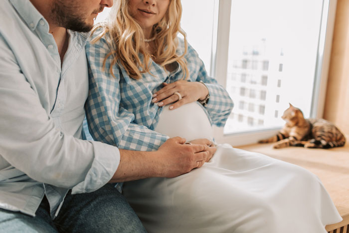 Man Gets Mad When Wife Says Only She’s Behind The Choices On Their Baby’s Birth, As It’s Her Body