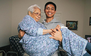 Young Man Shares Heartwarming Snippets From His Daily Life As 96 Y.O. Grandma’s Full-Time Caretaker