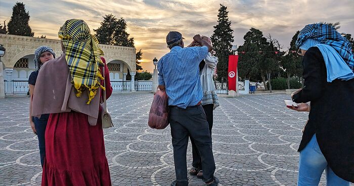 16 Smartphone Shots Documenting Life On The Streets Of Tunisia By This Photographer