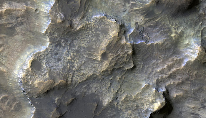 New Evidence From Mars Points To Possible Life Near Ancient Mile-Deep Lake And Active Volcanoes